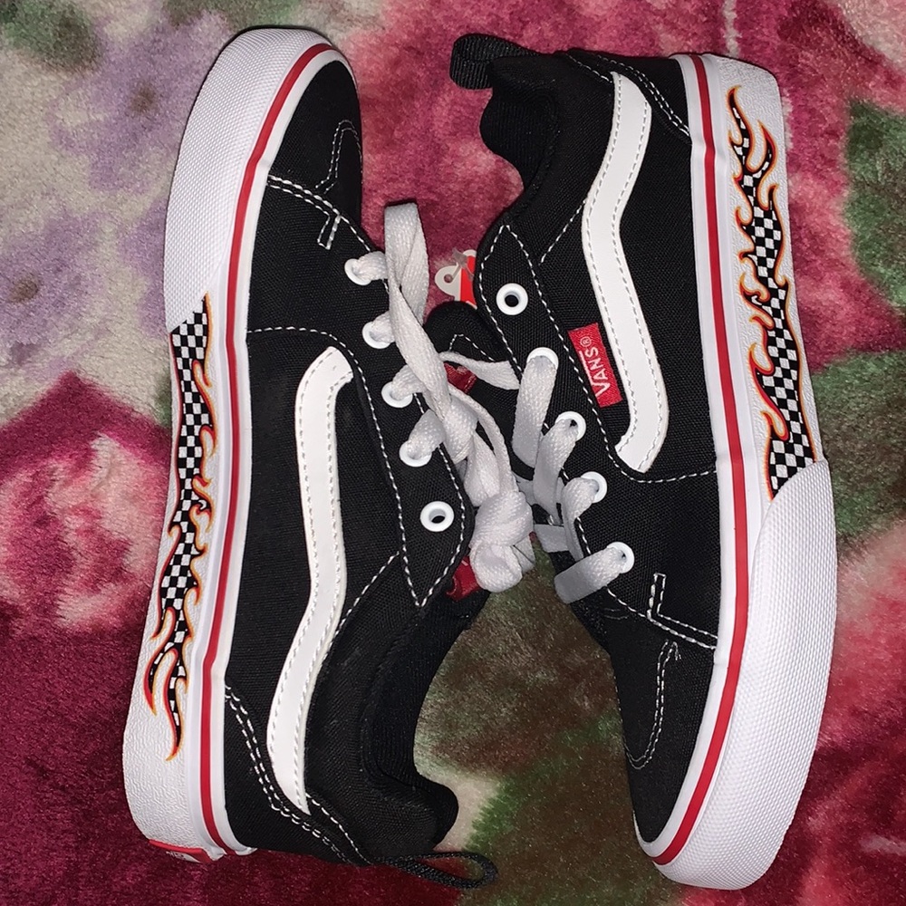 Vans Kids Old Skool Low Top Sneakers